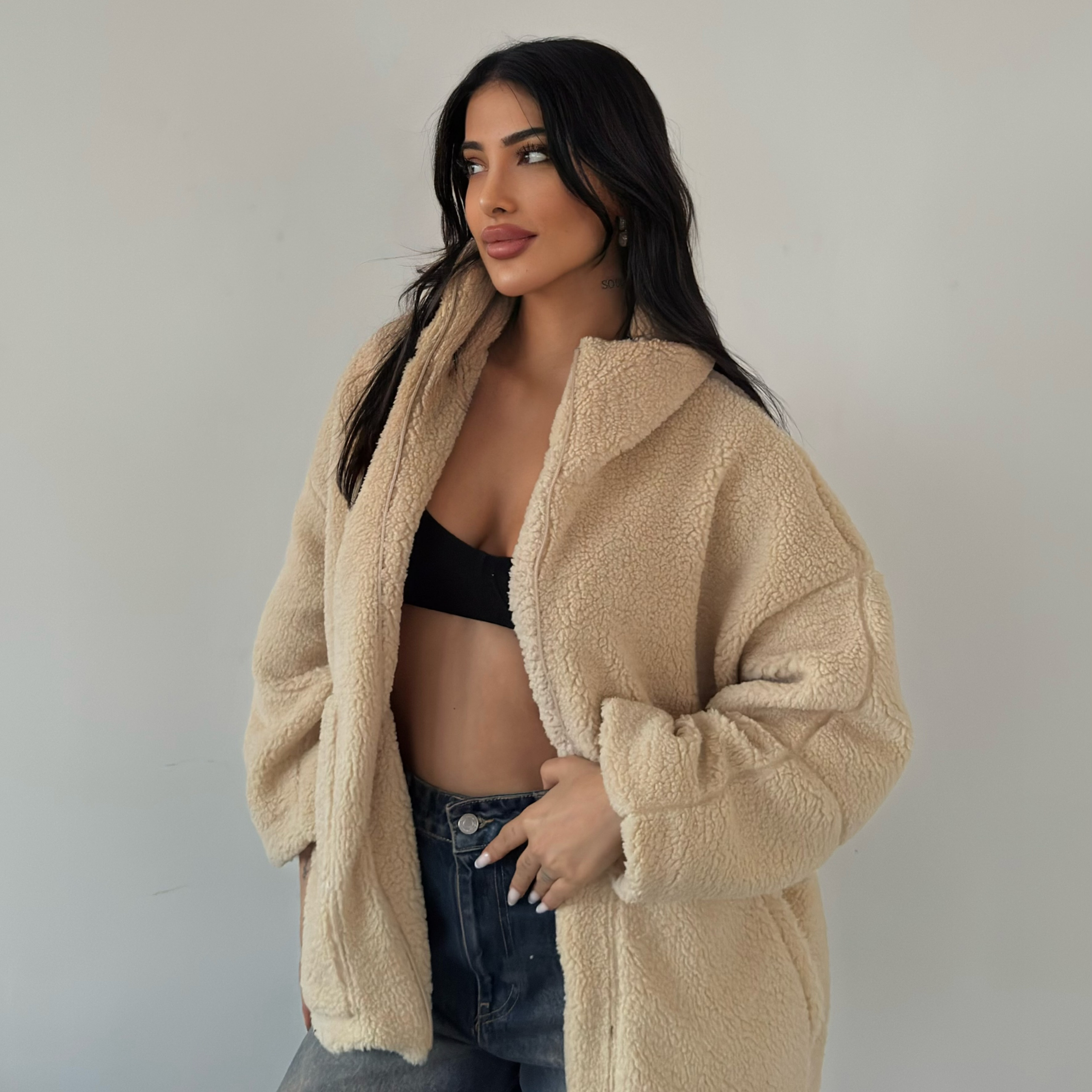 Плюшено яке с цип