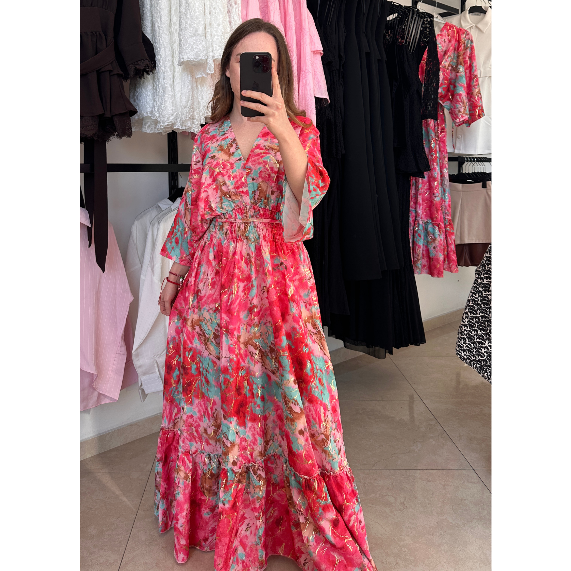 Розова дълга рокля със златни елементи