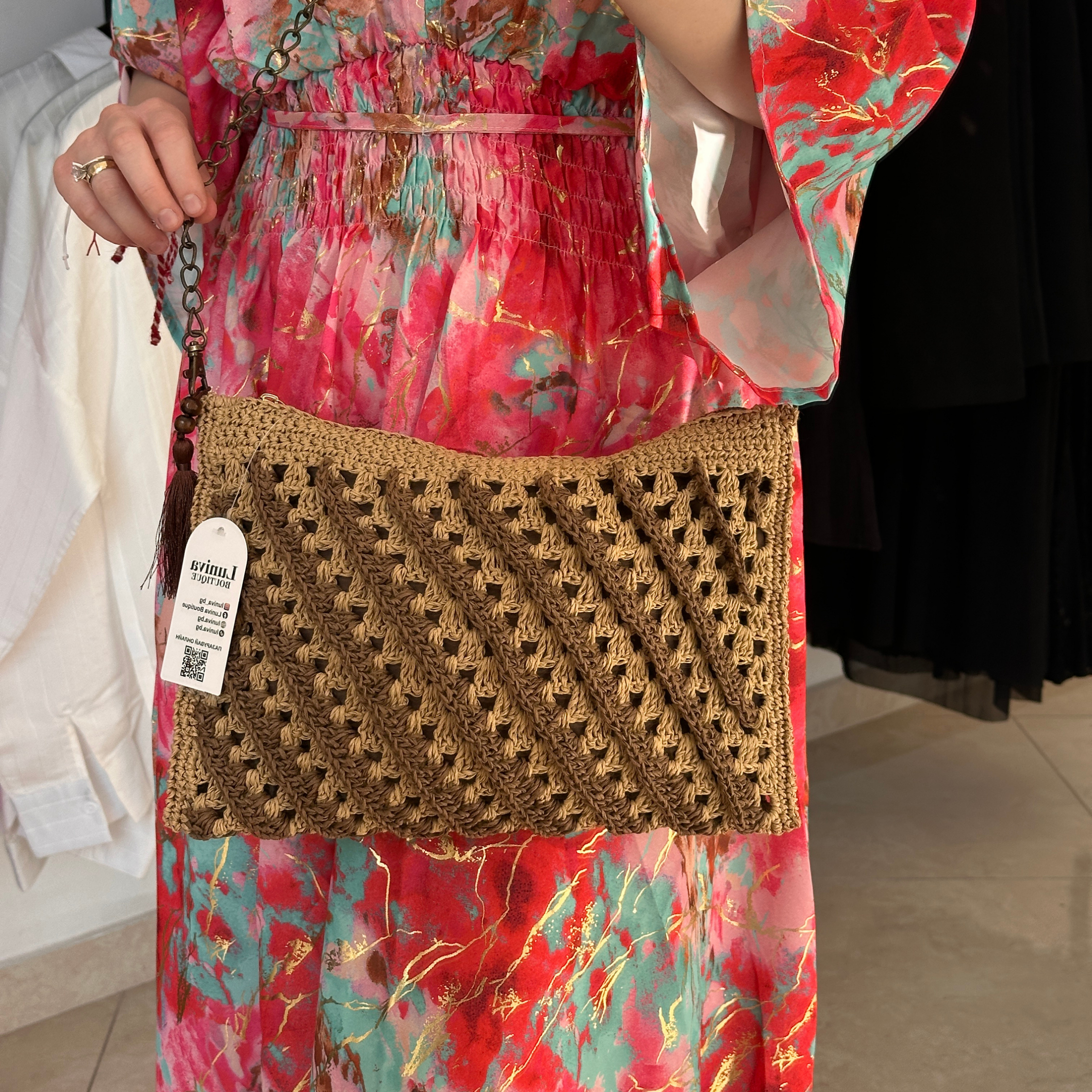 Ръчно плетена чанта в два цвята