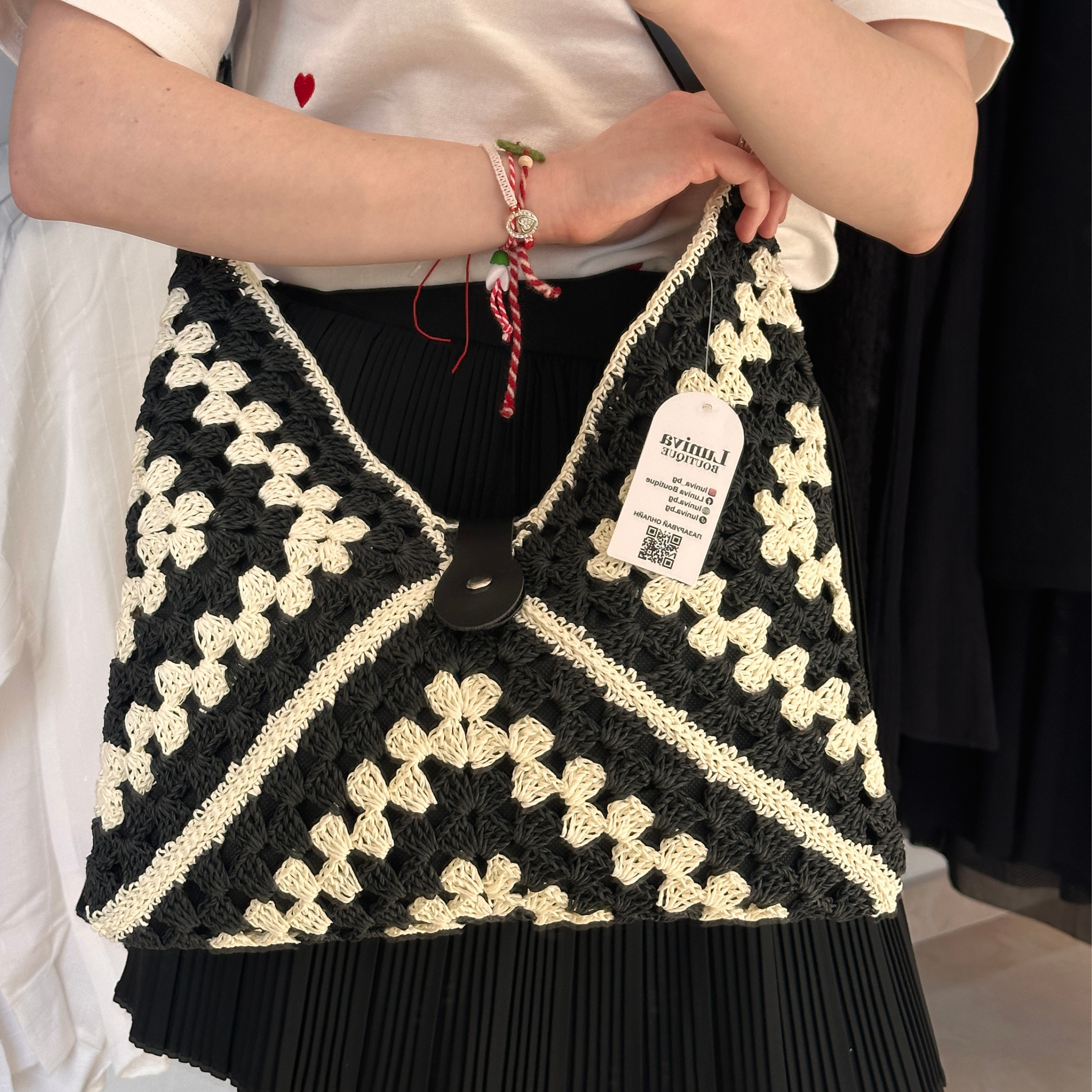 Ръчно плетена чанта Зебра