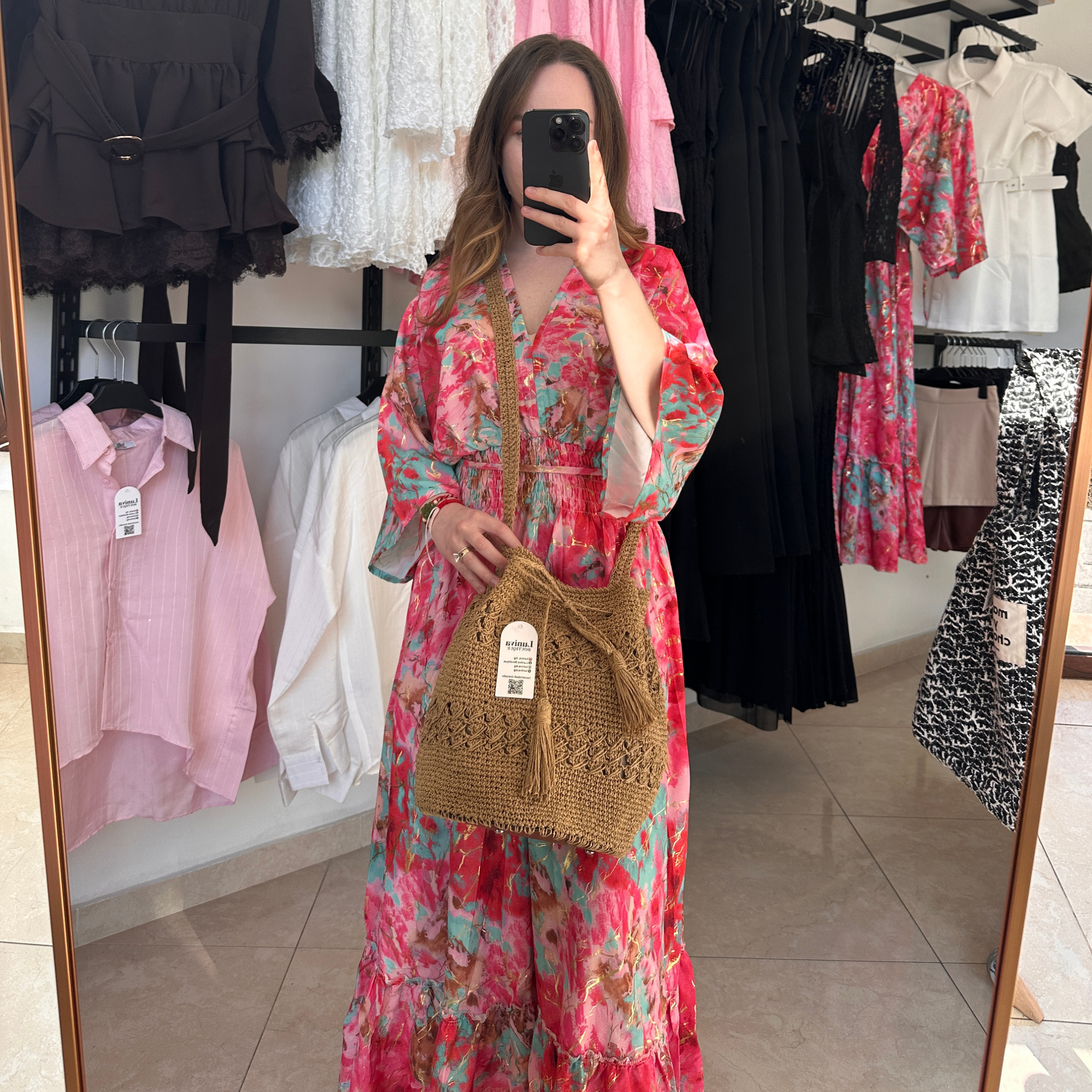 Ръчни плетена чанта с връзки